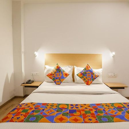Fabhotel Golden World Газиабад Экстерьер фото
